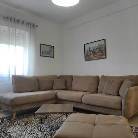 דירה Joni's Pool 7